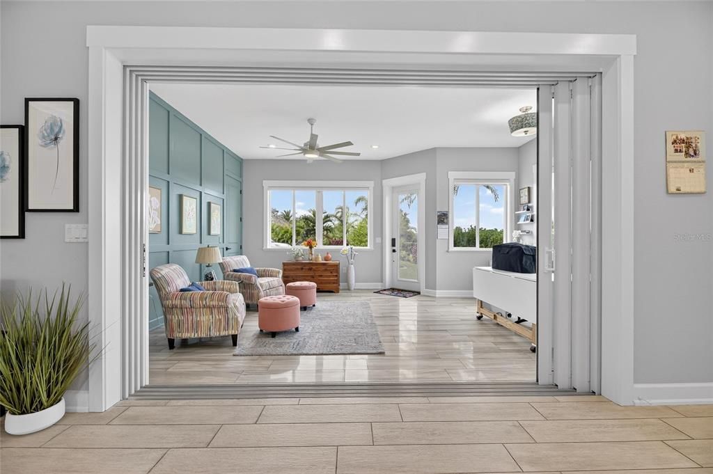 待售: $549,900 (2 贝兹, 2 浴室, 1669 平方英尺)