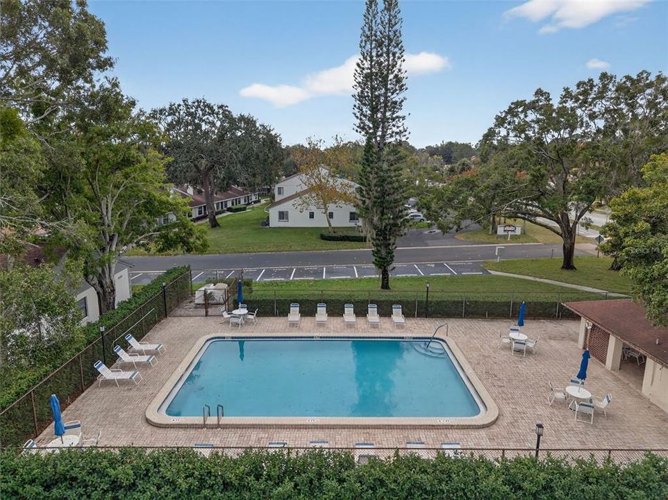 For Sale: $250,000 (2 beds, 2 baths, 1090 Square Feet)