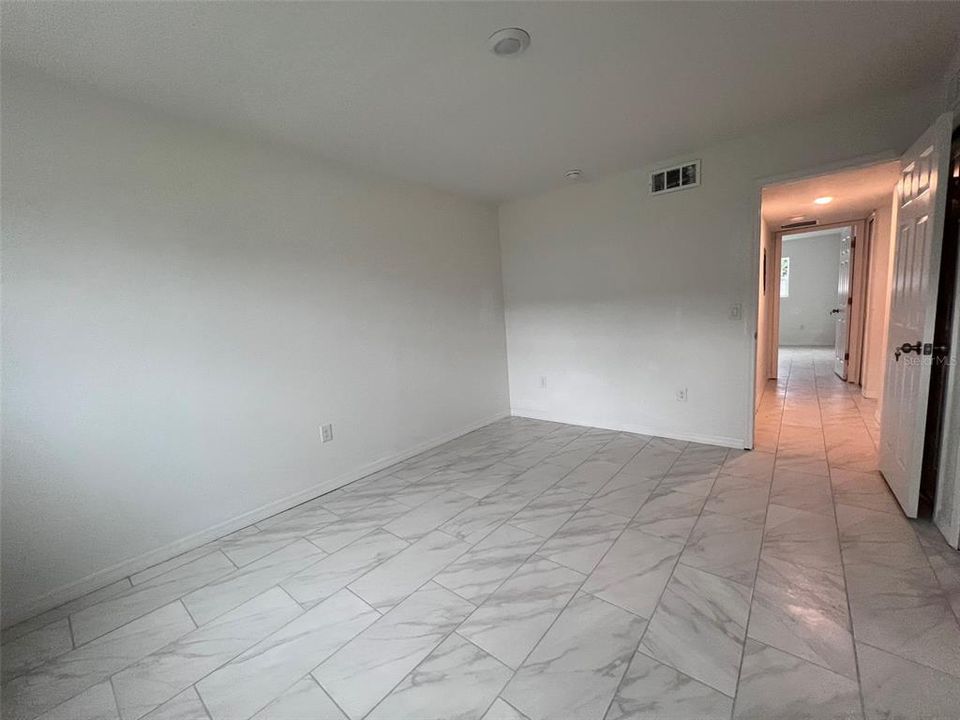 For Rent: $1,500 (2 beds, 2 baths, 1040 Square Feet)