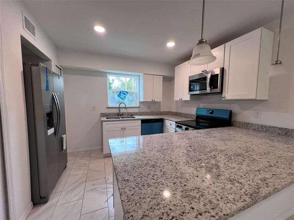 For Rent: $1,500 (2 beds, 2 baths, 1040 Square Feet)