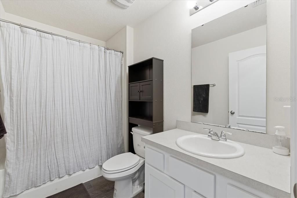 For Sale: $344,500 (4 beds, 2 baths, 1862 Square Feet)