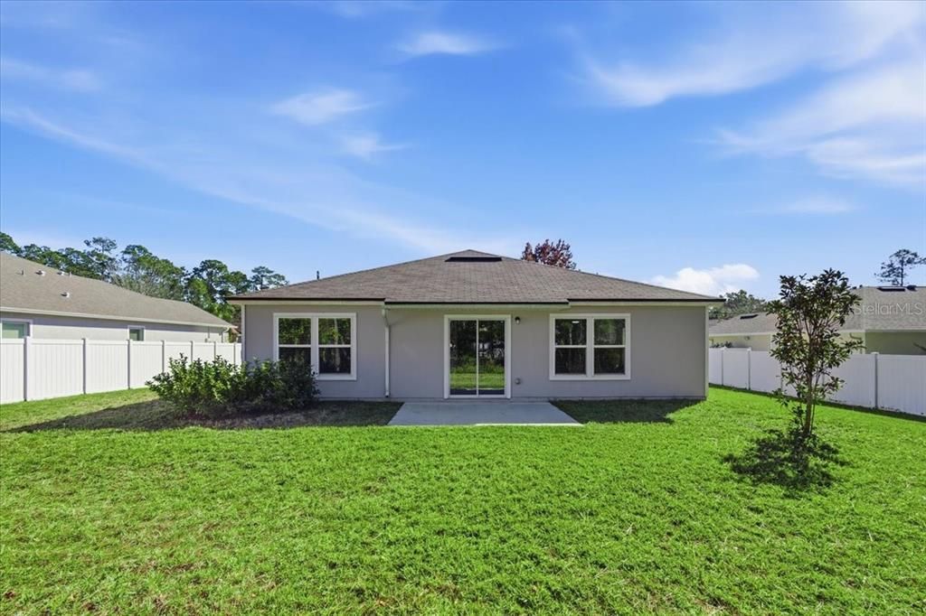 For Sale: $344,500 (4 beds, 2 baths, 1862 Square Feet)