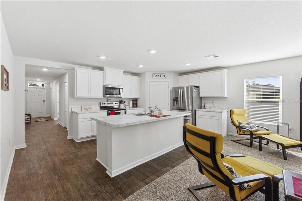 For Sale: $344,500 (4 beds, 2 baths, 1862 Square Feet)