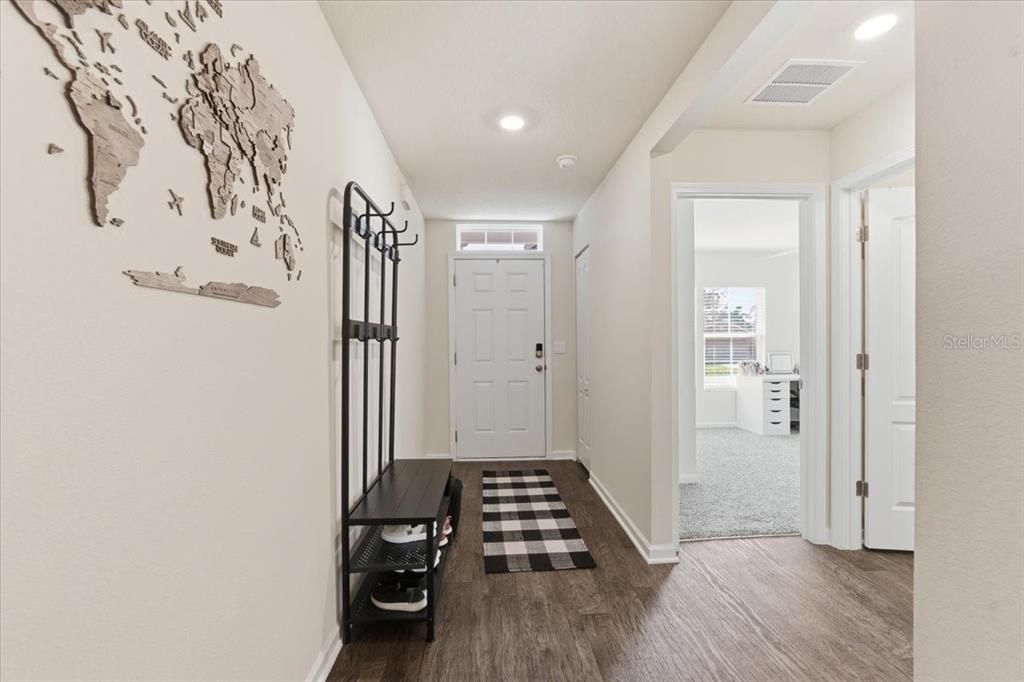 For Sale: $344,500 (4 beds, 2 baths, 1862 Square Feet)