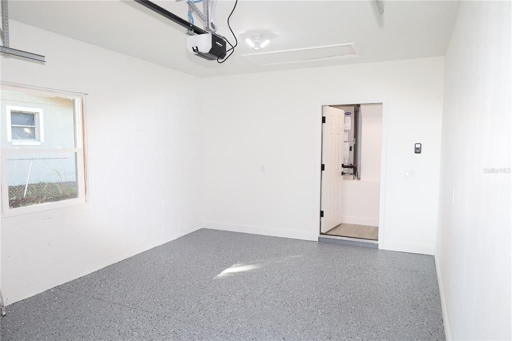 En Venta: $295,000 (3 camas, 2 baños, 1190 Pies cuadrados)