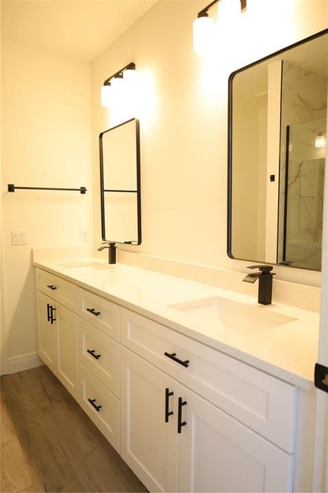 En Venta: $295,000 (3 camas, 2 baños, 1190 Pies cuadrados)