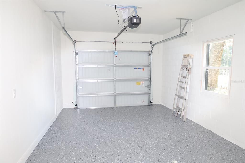 En Venta: $295,000 (3 camas, 2 baños, 1190 Pies cuadrados)