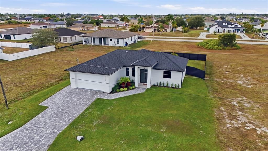 En Venta: $449,900 (3 camas, 2 baños, 1410 Pies cuadrados)