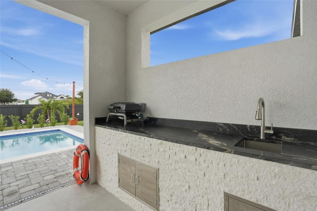 En Venta: $449,900 (3 camas, 2 baños, 1410 Pies cuadrados)