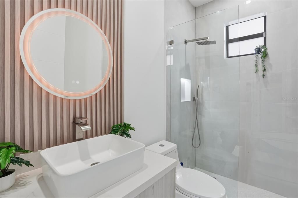 En Venta: $449,900 (3 camas, 2 baños, 1410 Pies cuadrados)