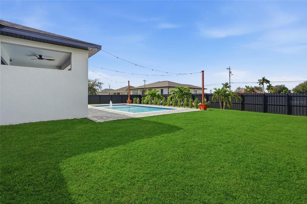 En Venta: $449,900 (3 camas, 2 baños, 1410 Pies cuadrados)