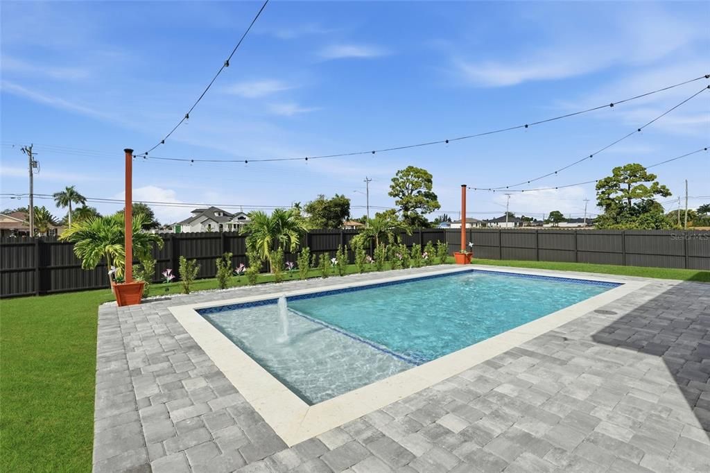 En Venta: $449,900 (3 camas, 2 baños, 1410 Pies cuadrados)