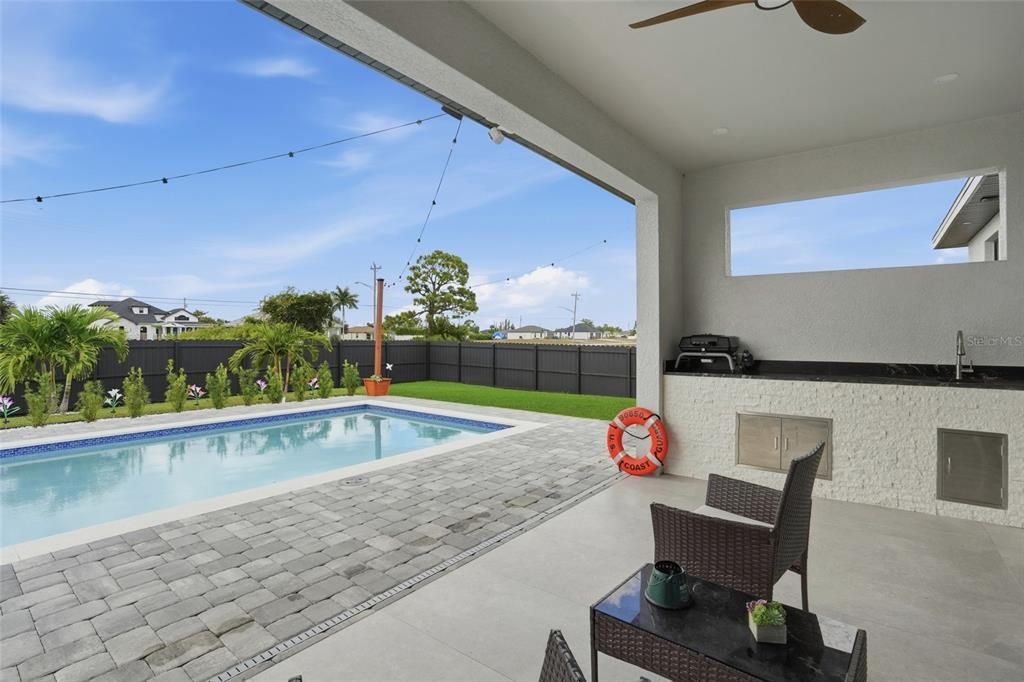 En Venta: $449,900 (3 camas, 2 baños, 1410 Pies cuadrados)