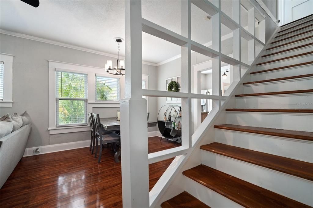 En Venta: $765,000 (5 camas, 4 baños, 1834 Pies cuadrados)