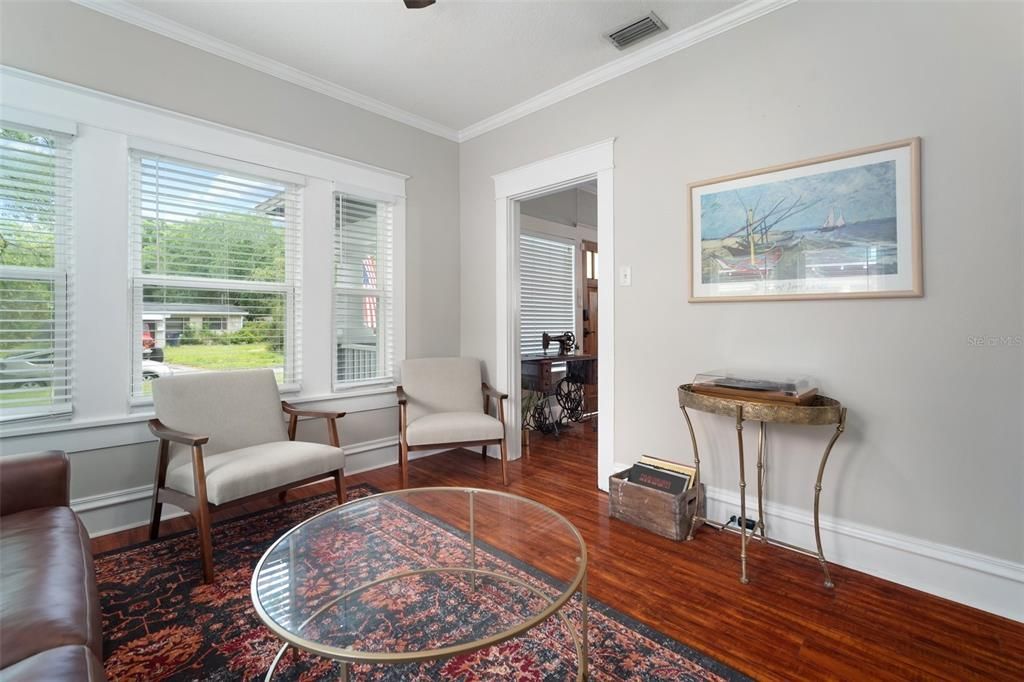 En Venta: $765,000 (5 camas, 4 baños, 1834 Pies cuadrados)