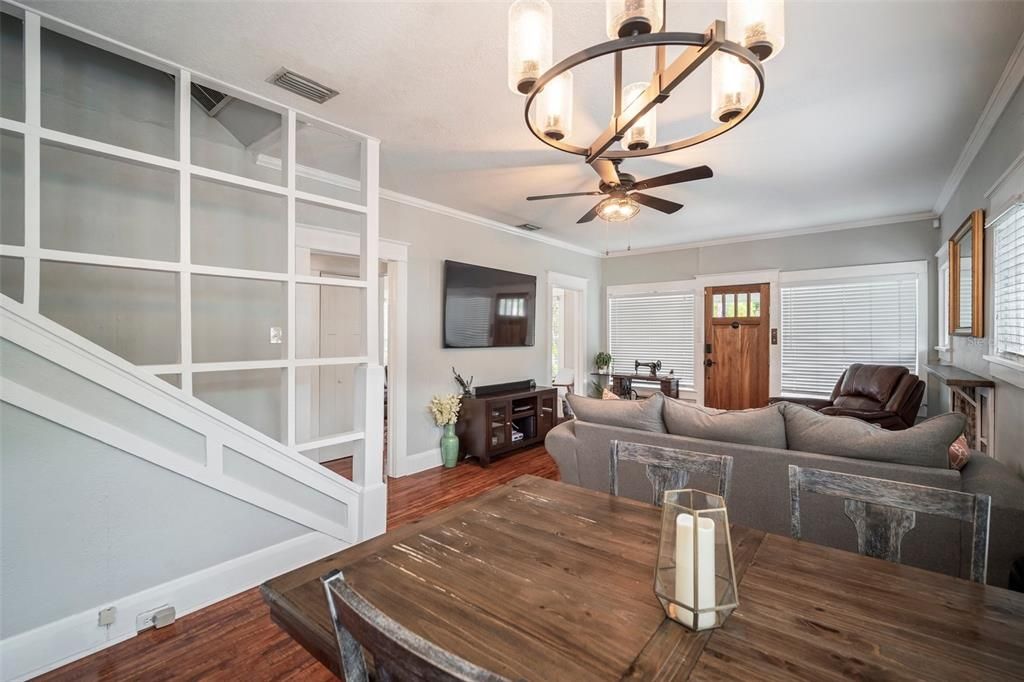 En Venta: $765,000 (5 camas, 4 baños, 1834 Pies cuadrados)