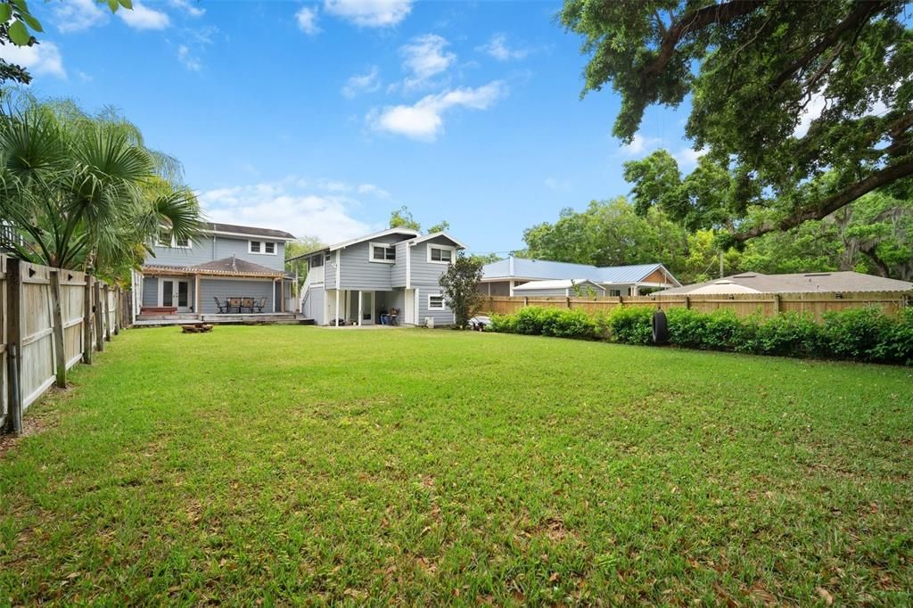 En Venta: $765,000 (5 camas, 4 baños, 1834 Pies cuadrados)