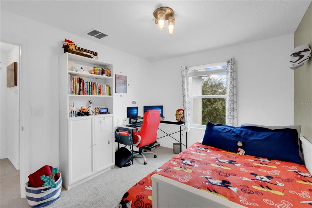 На продажу: $325,000 (3 спален, 2 ванн, 1590 Квадратных фут)