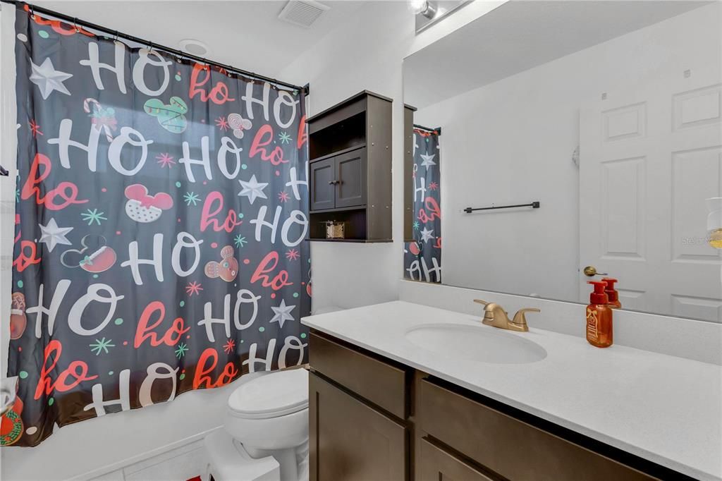 На продажу: $325,000 (3 спален, 2 ванн, 1590 Квадратных фут)