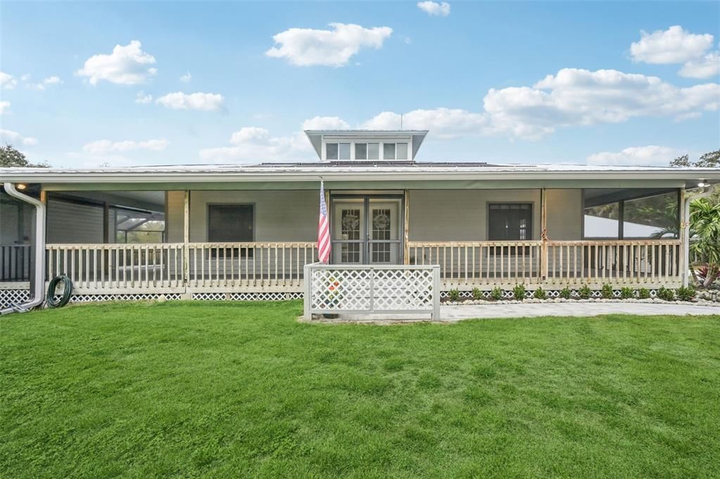 For Sale: $899,000 (4 beds, 3 baths, 2701 Square Feet)