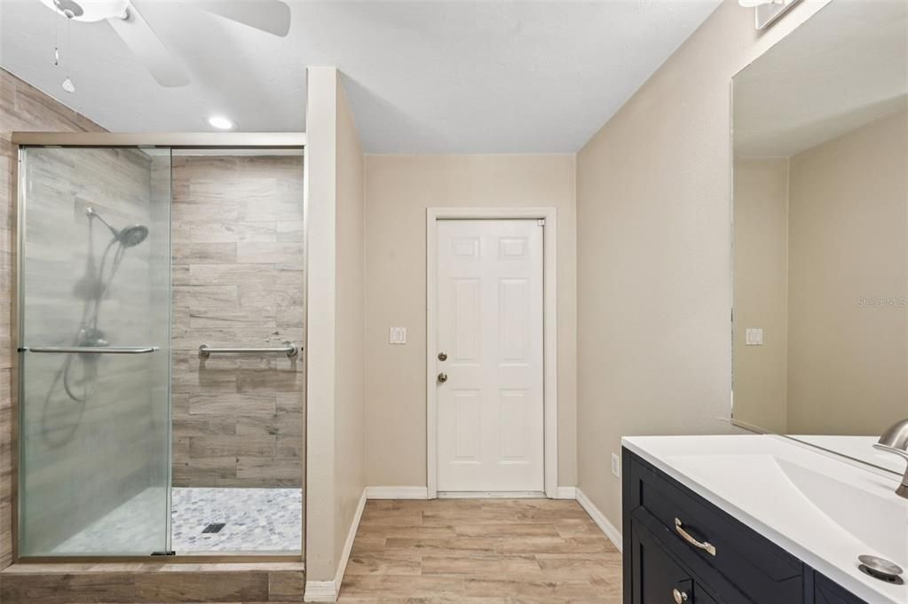 For Sale: $899,000 (4 beds, 3 baths, 2701 Square Feet)