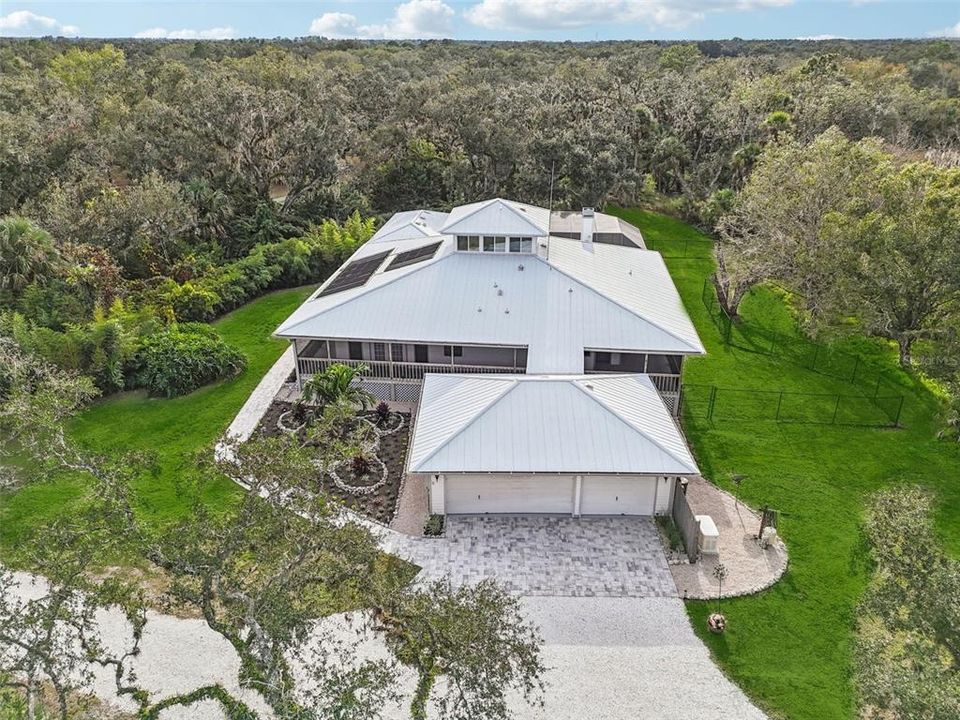 For Sale: $899,000 (4 beds, 3 baths, 2701 Square Feet)