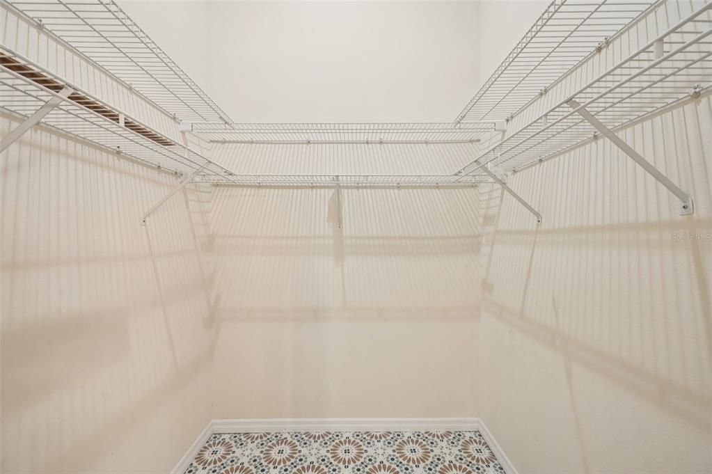 For Sale: $899,000 (4 beds, 3 baths, 2701 Square Feet)