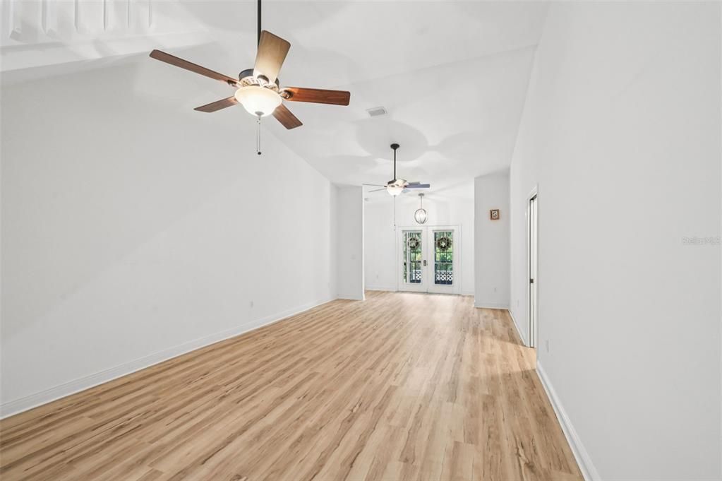 For Sale: $899,000 (4 beds, 3 baths, 2701 Square Feet)