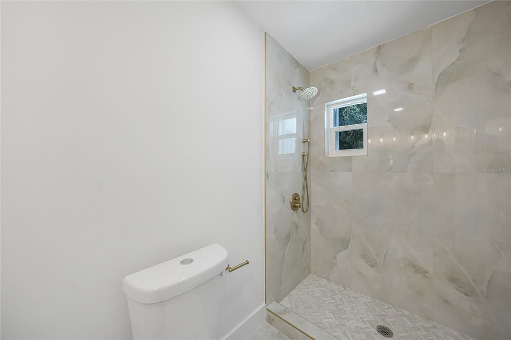 待售: $419,999 (3 贝兹, 2 浴室, 1529 平方英尺)