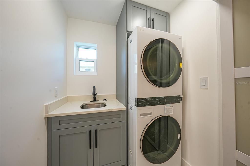 待售: $419,999 (3 贝兹, 2 浴室, 1529 平方英尺)