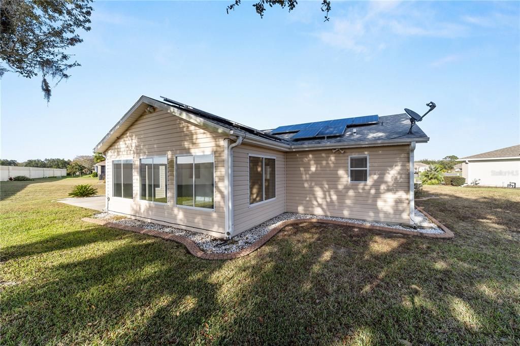 En Venta: $279,000 (2 camas, 2 baños, 1556 Pies cuadrados)