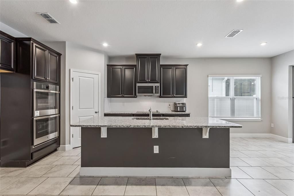 For Sale: $407,000 (4 beds, 2 baths, 2404 Square Feet)