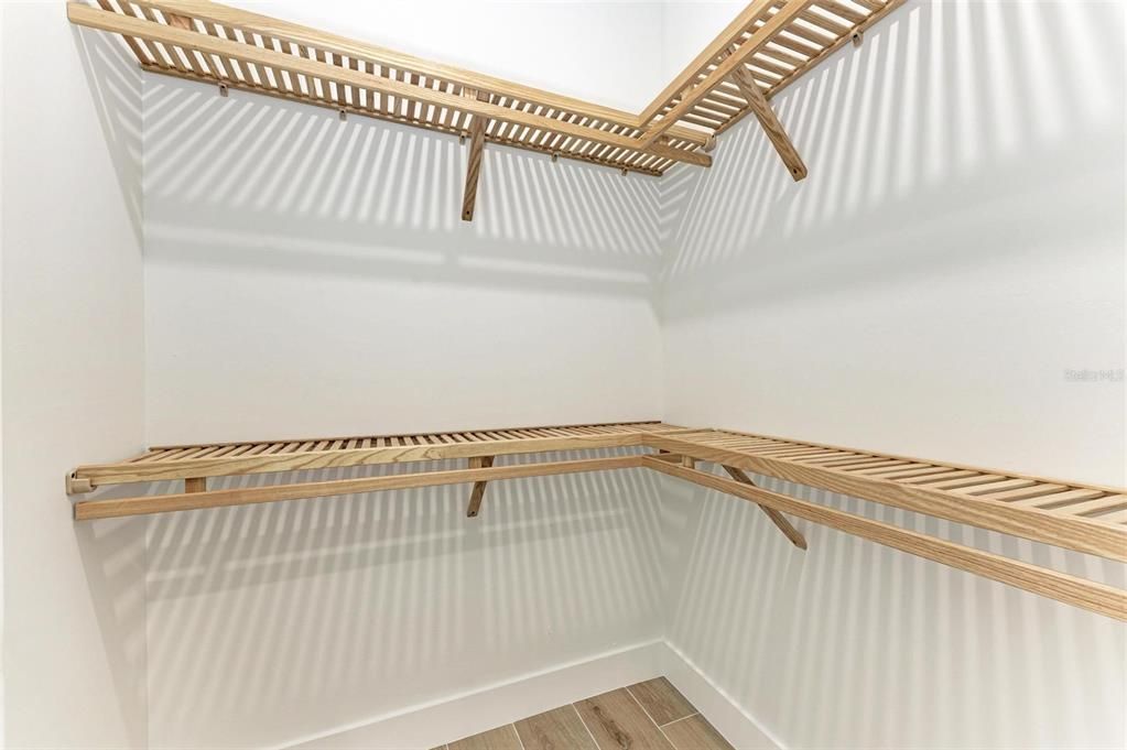 For Sale: $1,425,000 (3 beds, 2 baths, 2512 Square Feet)