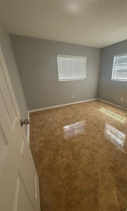 В аренду: $1,450 (2 спален, 1 ванн, 750 Квадратных фут)