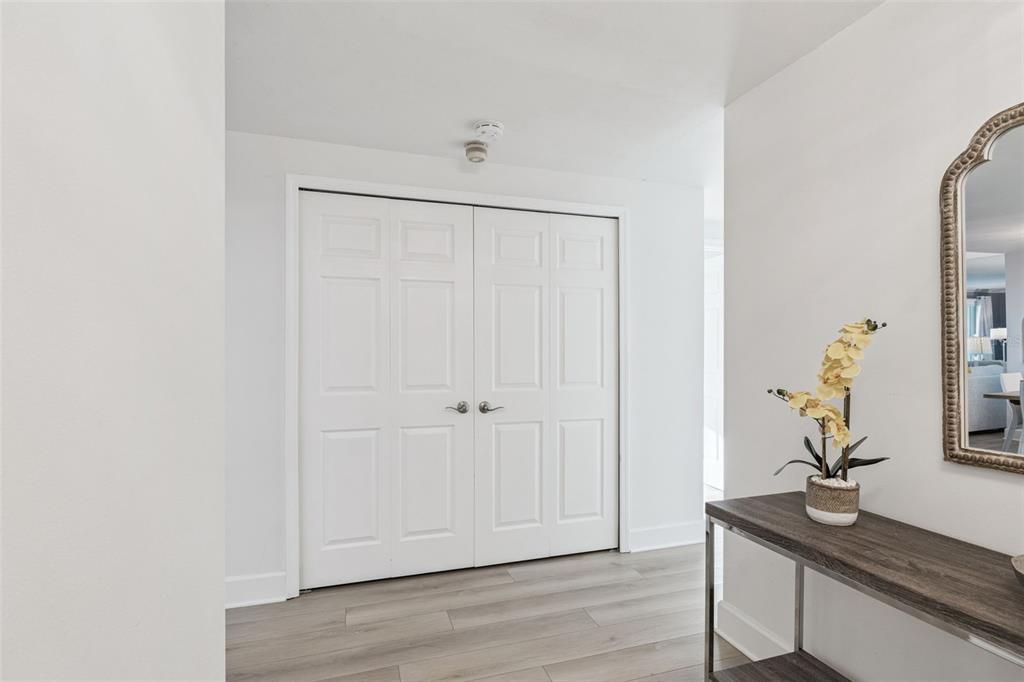 For Sale: $849,900 (2 beds, 2 baths, 1570 Square Feet)