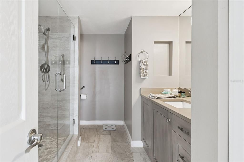 For Sale: $849,900 (2 beds, 2 baths, 1570 Square Feet)