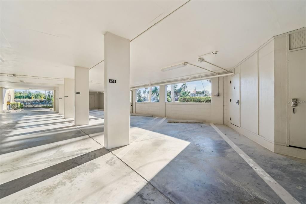 For Sale: $849,900 (2 beds, 2 baths, 1570 Square Feet)