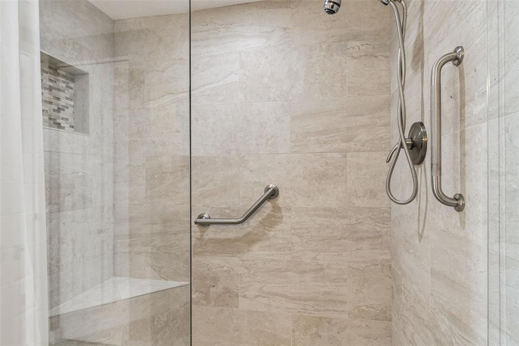 For Sale: $849,900 (2 beds, 2 baths, 1570 Square Feet)