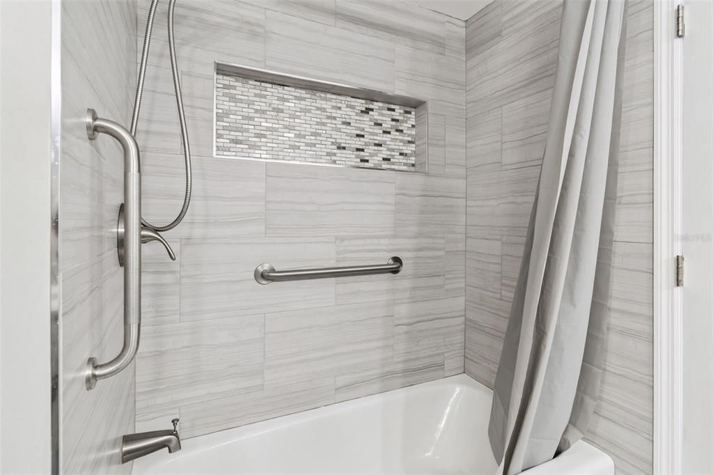 For Sale: $849,900 (2 beds, 2 baths, 1570 Square Feet)