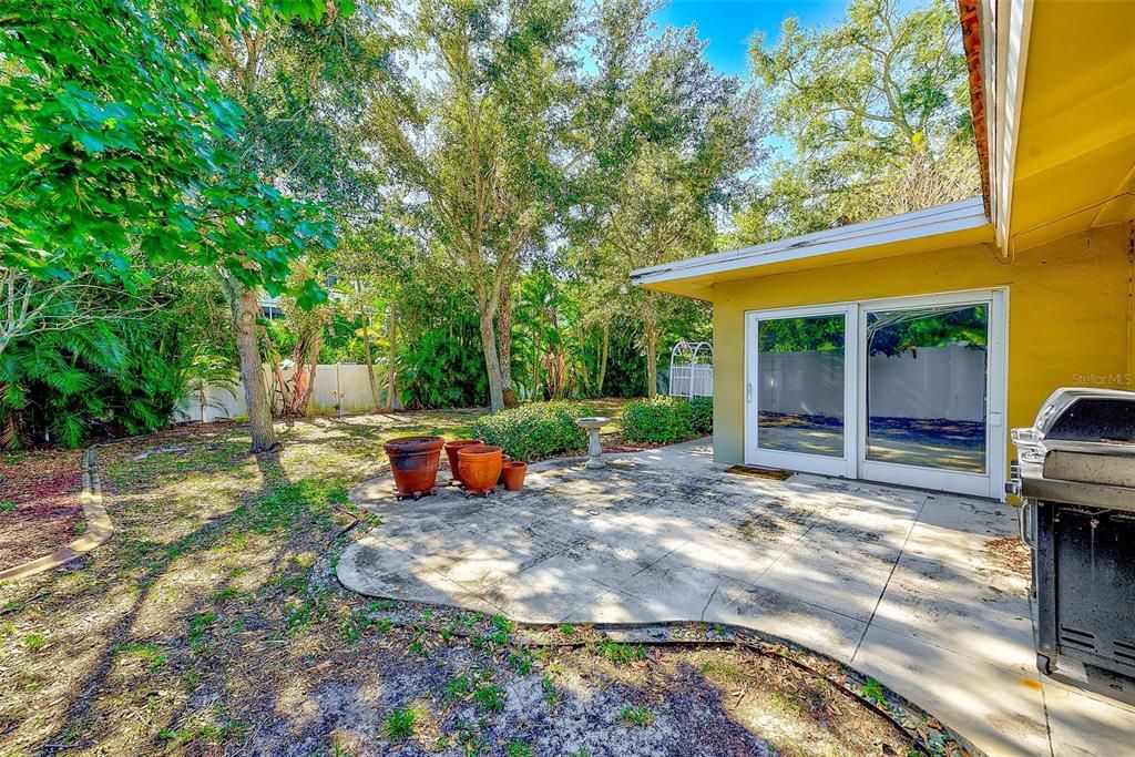 待售: $479,900 (2 贝兹, 2 浴室, 1593 平方英尺)