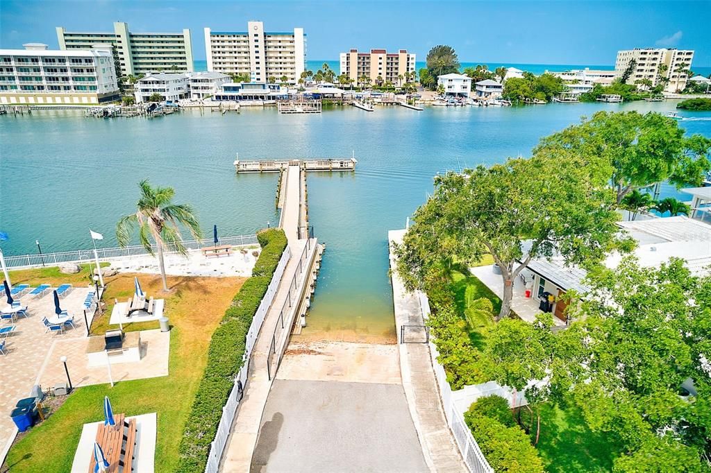 待售: $479,900 (2 贝兹, 2 浴室, 1593 平方英尺)