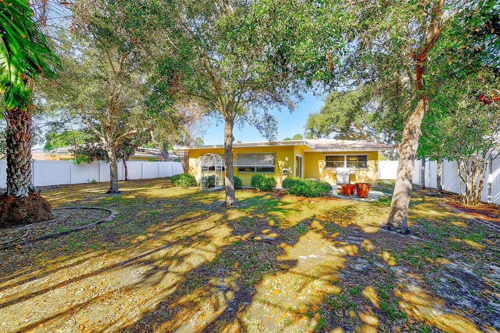 待售: $479,900 (2 贝兹, 2 浴室, 1593 平方英尺)