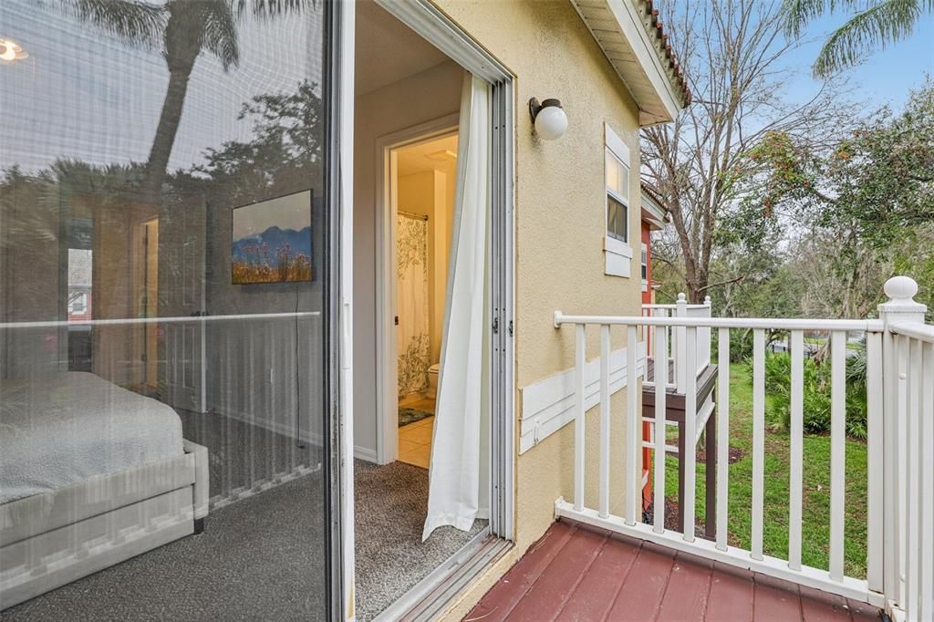 For Sale: $299,999 (3 beds, 2 baths, 1291 Square Feet)