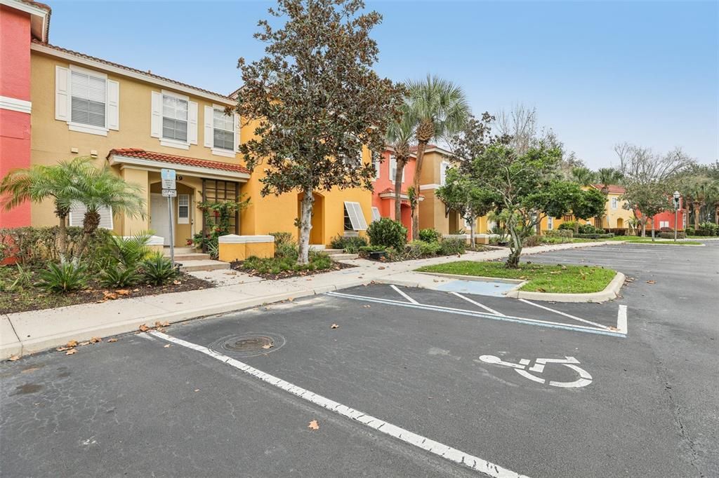 For Sale: $299,999 (3 beds, 2 baths, 1291 Square Feet)