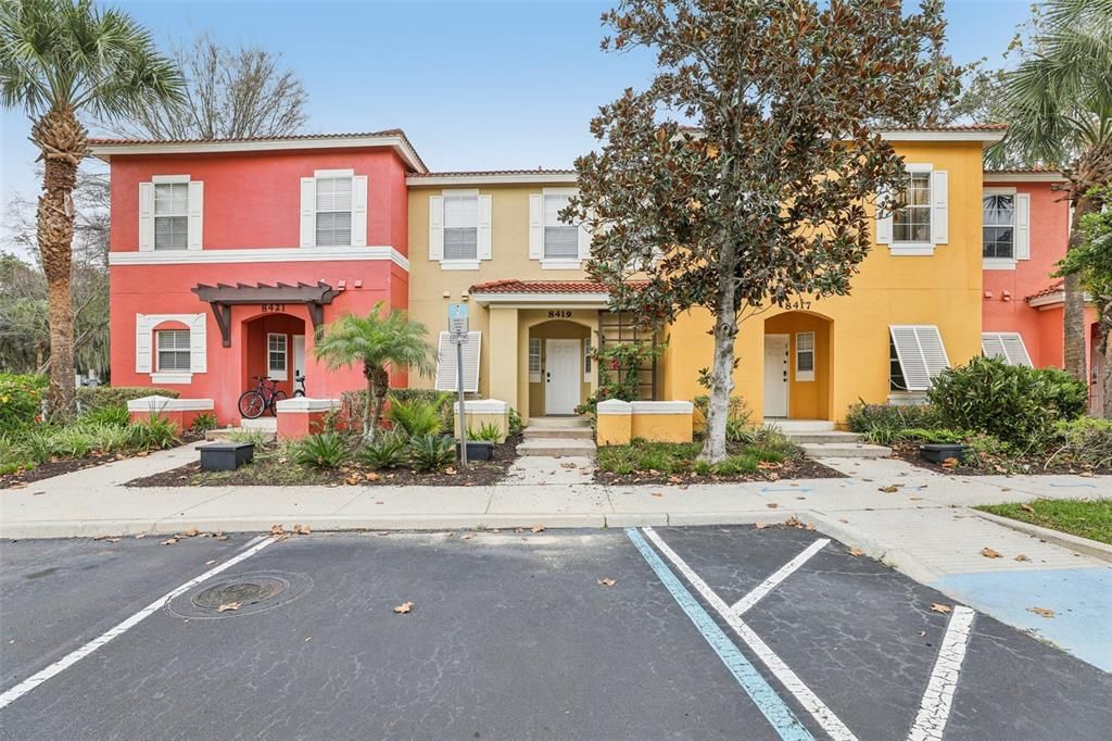 For Sale: $299,999 (3 beds, 2 baths, 1291 Square Feet)