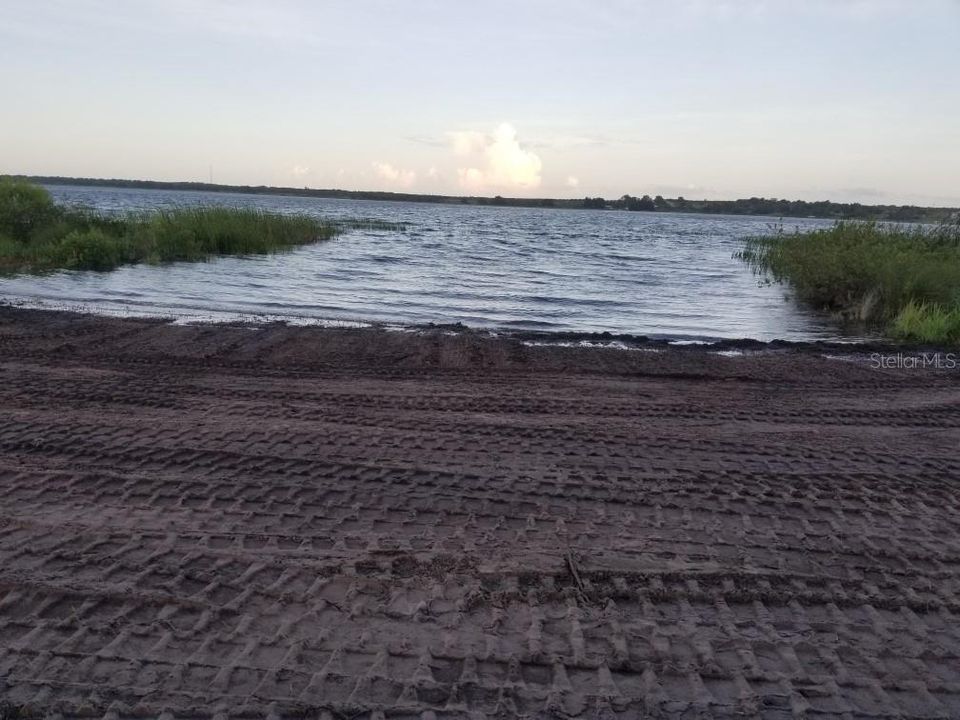 En Venta: $199,000 (0.58 acres)