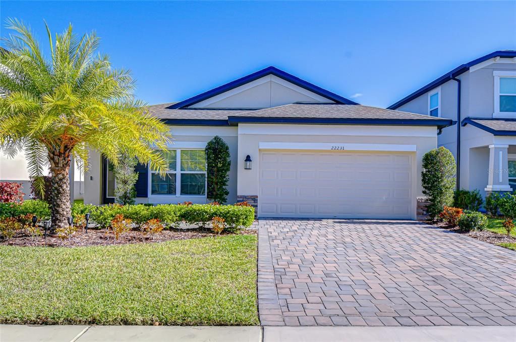 En Venta: $449,000 (5 camas, 3 baños, 2115 Pies cuadrados)