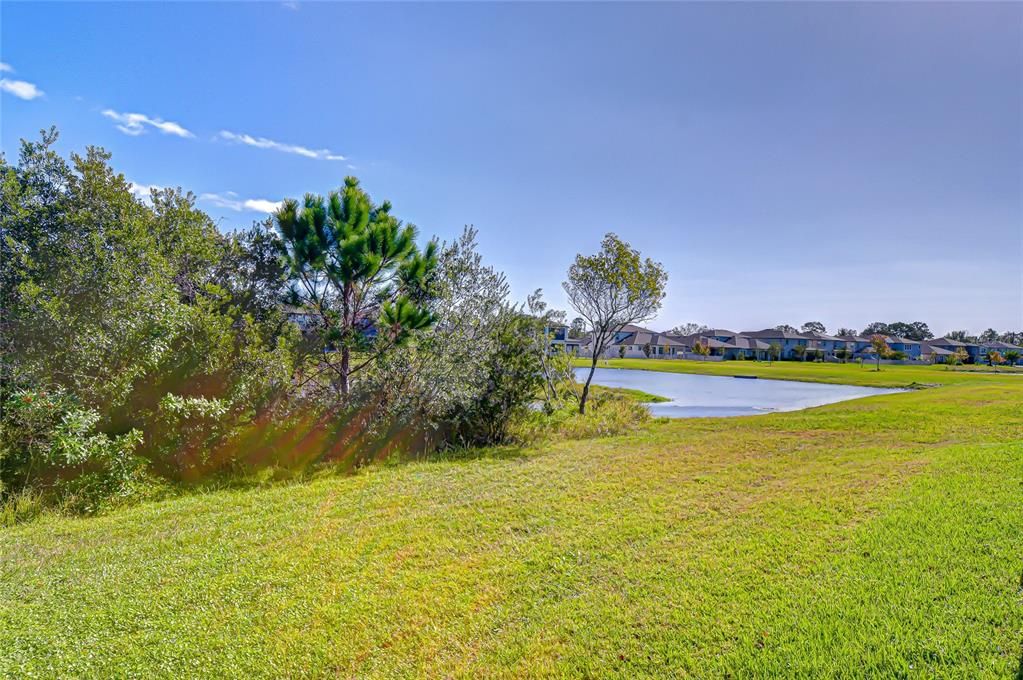 En Venta: $449,000 (5 camas, 3 baños, 2115 Pies cuadrados)