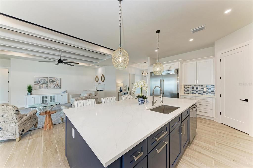 For Sale: $1,475,000 (3 beds, 2 baths, 2512 Square Feet)