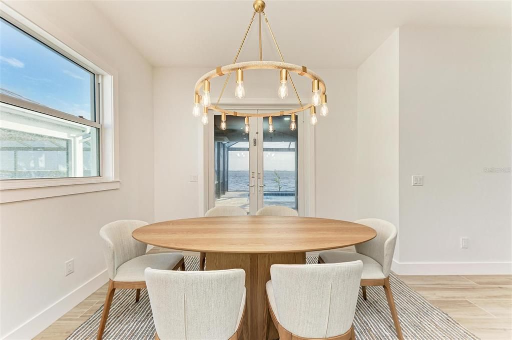 For Sale: $1,475,000 (3 beds, 2 baths, 2512 Square Feet)